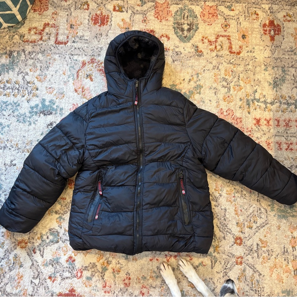 Women's Canadian Weather Gear Black Puffer Jacket